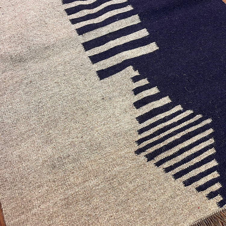 گلیم دستبافت تمام پشم