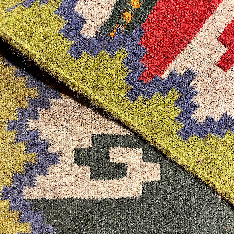 گلیم دستبافت پشمی دورو بافت