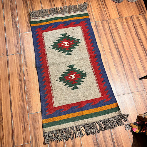 گلیم دستبافت پشمی دورو بافت