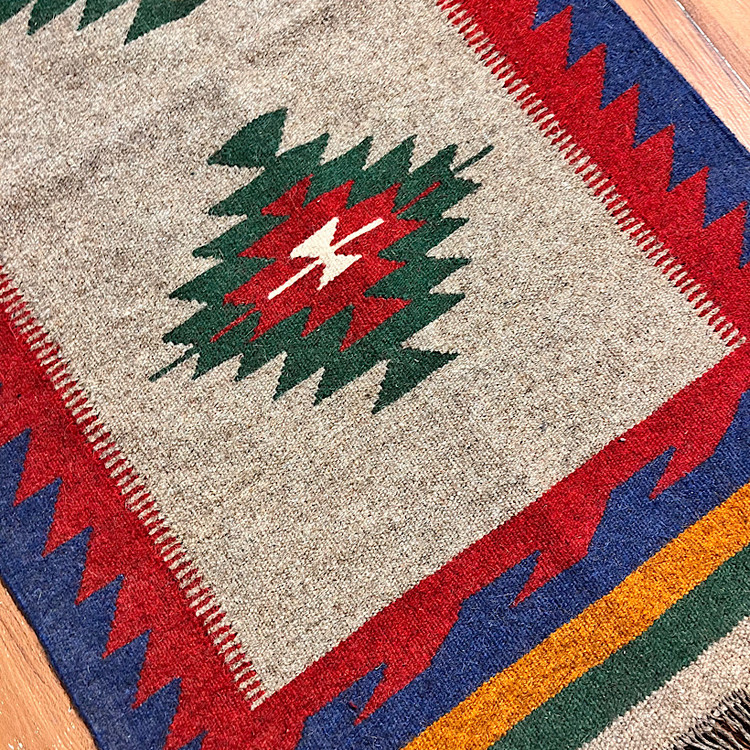 گلیم دستبافت پشمی دورو بافت