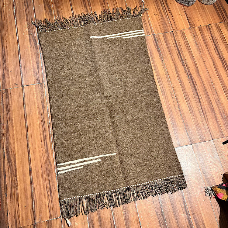 گلیم دستبافت پشمی دورو بافت