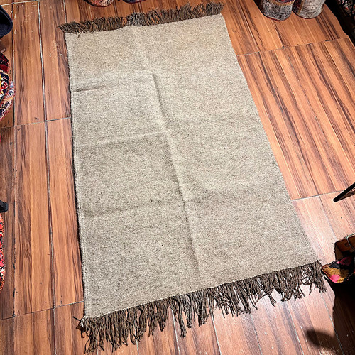 گلیم پشمی دستبافت دورو