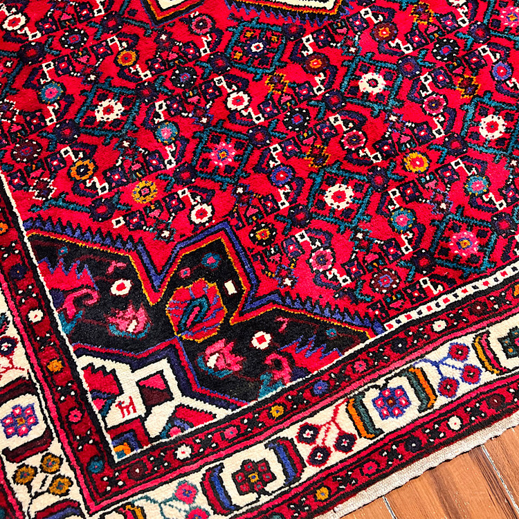 فرش دستبافت سه متری حسین آباد