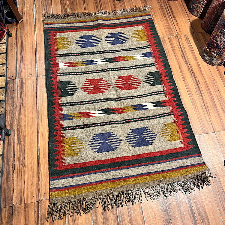 گلبم دستبافت پشمی دورو