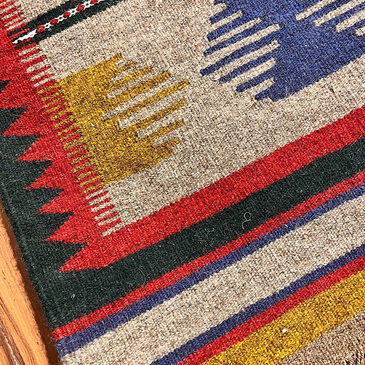 گلیم دستبافت پشمی دورو