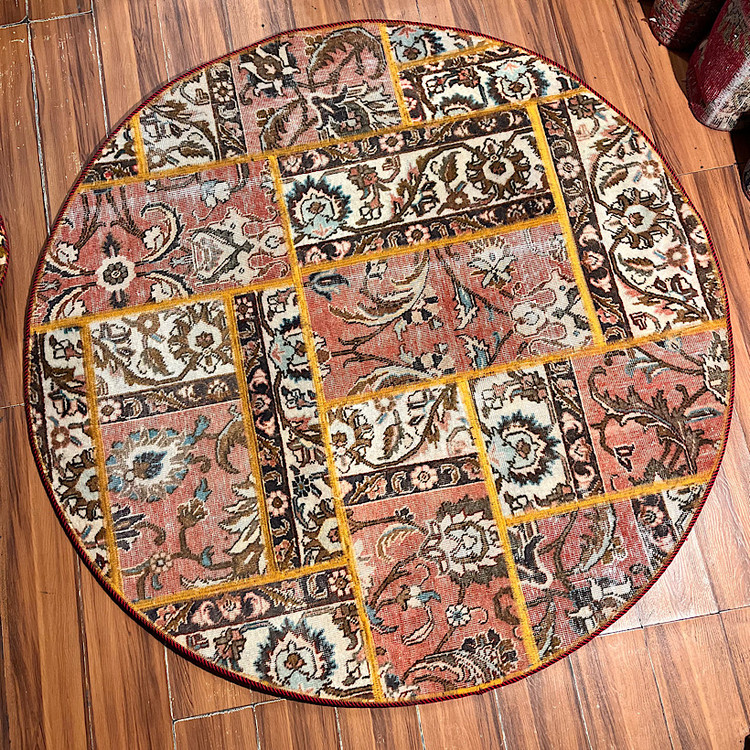 فرش چهل تیکه کلاژ گرد وینتیجی